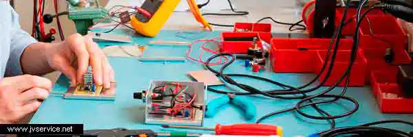 Tienda JVS de componentes de electrónica e informática para reparación y apoyo a los servicios técnicos